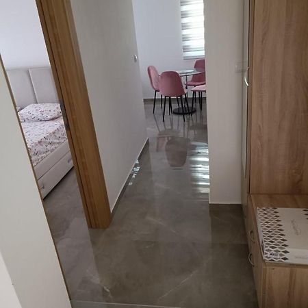 Luna Apartment Kotor Eksteriør bilde