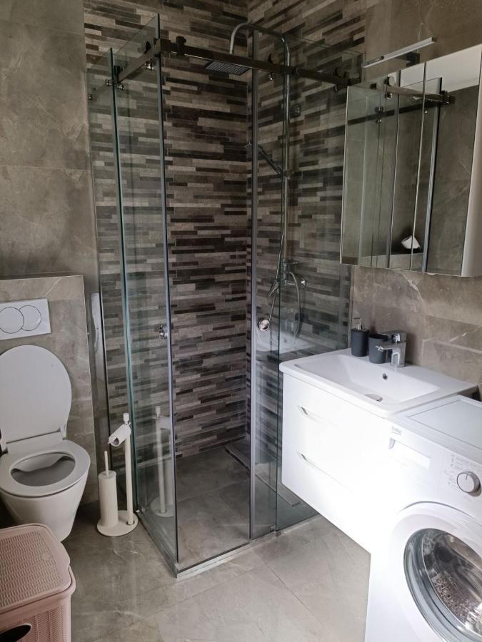 Luna Apartment Kotor Eksteriør bilde
