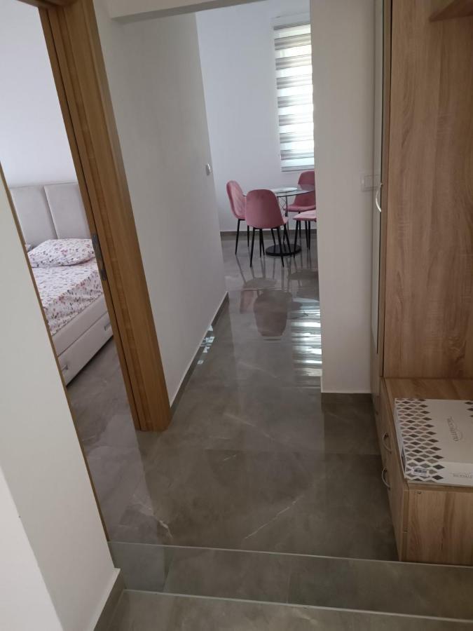 Luna Apartment Kotor Eksteriør bilde